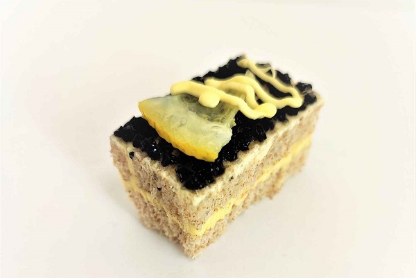 canape caviar negro