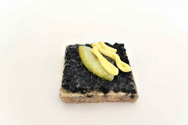 canape de caviar